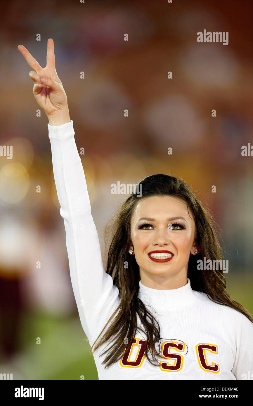 Los Angeles, USA. 7th Sep, 2013. USC Trojans cheerleader in action