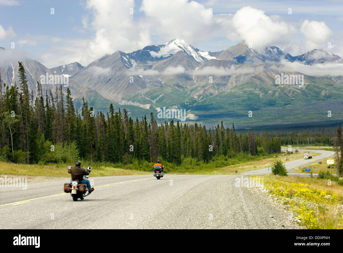 Alaskan Highway nearing Kluane National Park, Yukon, Canada Stock Photo