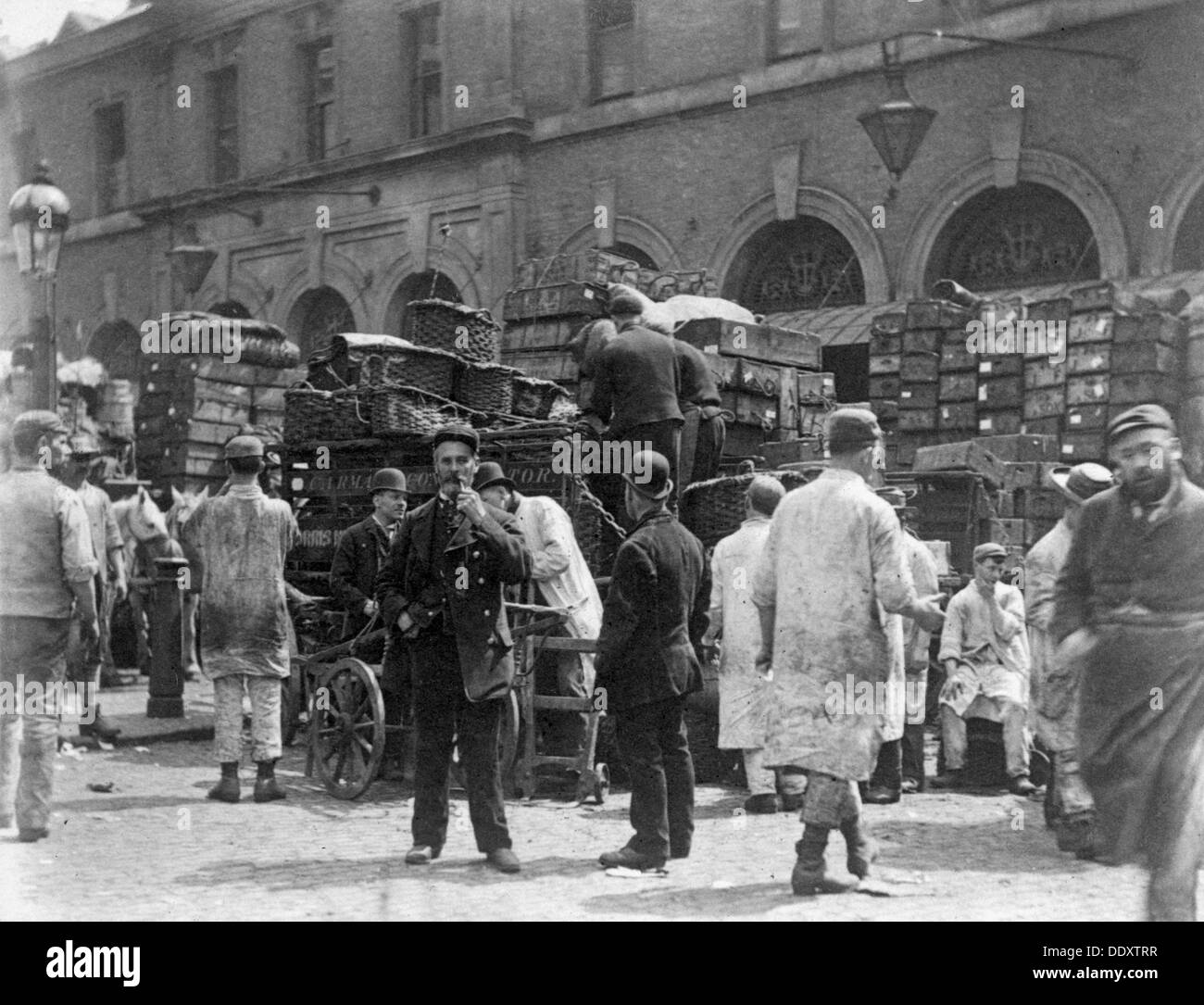 Billingsgate Market, London, 1893. Artist: Paul Martin Stock Photo