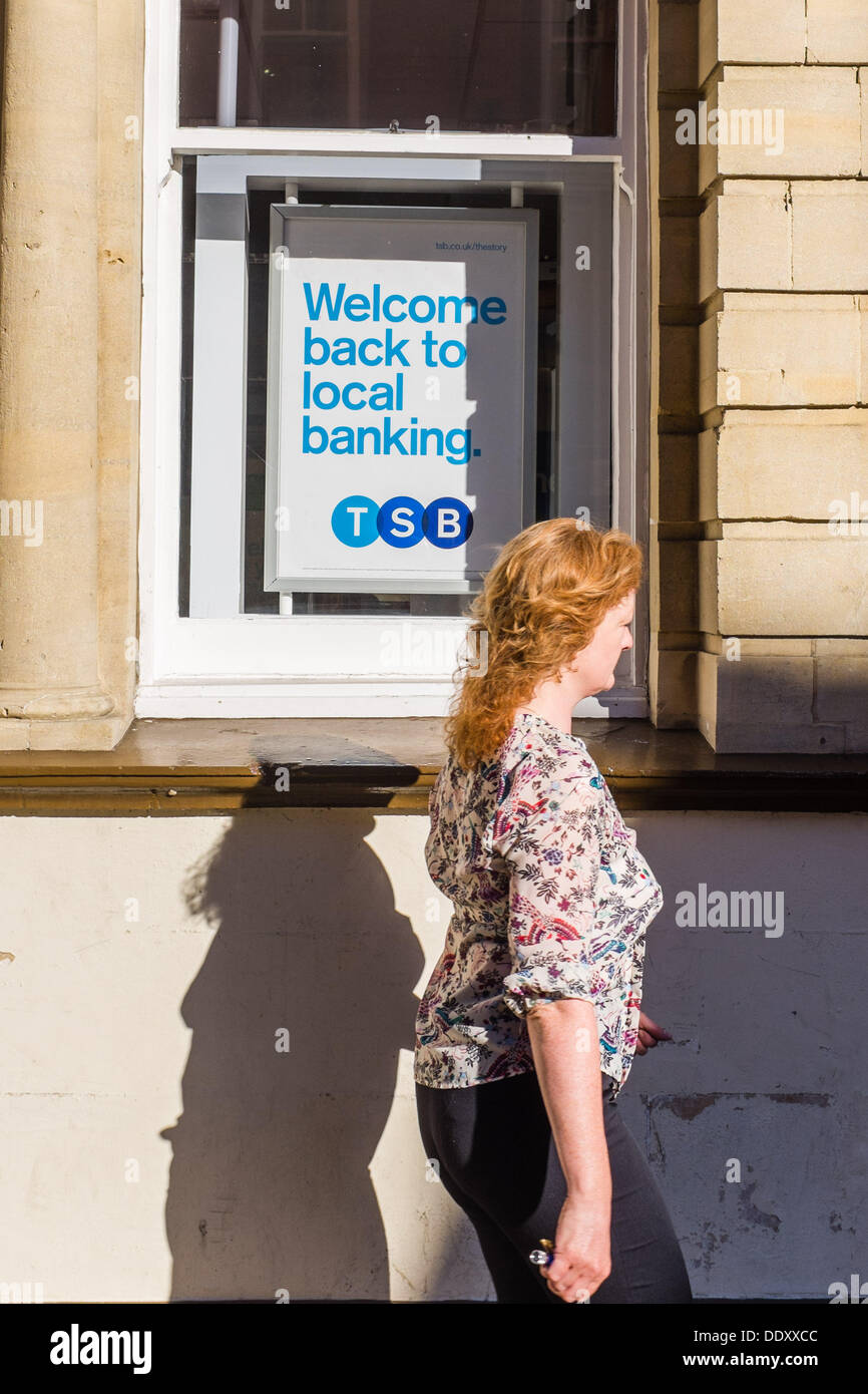 Aberystwyth, UK. 9th Sep, 2013. A branch of  the TSB (Trustee Savings Bank) on the first day of its new incarnation, having been split off from its parent LloydsTSB as a condition of the bank's bail-out.   Terrace Road, Aberystwyth Wales UK, September 9 2013  photo Credit: keith morris/Alamy Live News Stock Photo