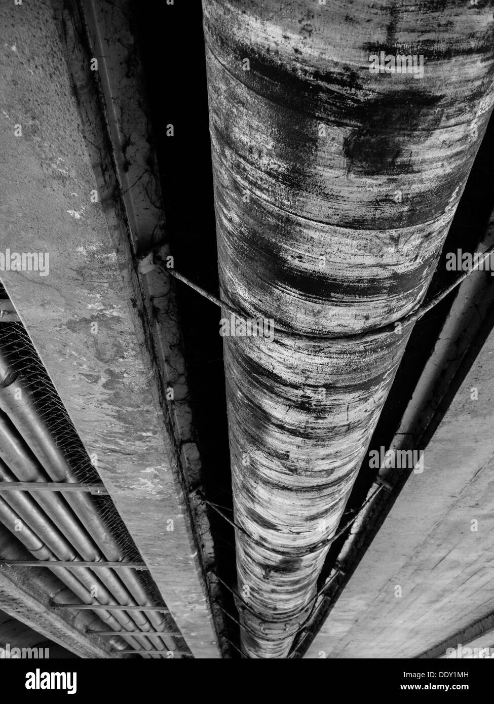 Underside of a bridge along the Nottingham Canal. Nottingham, United Kingdom, UK Stock Photo