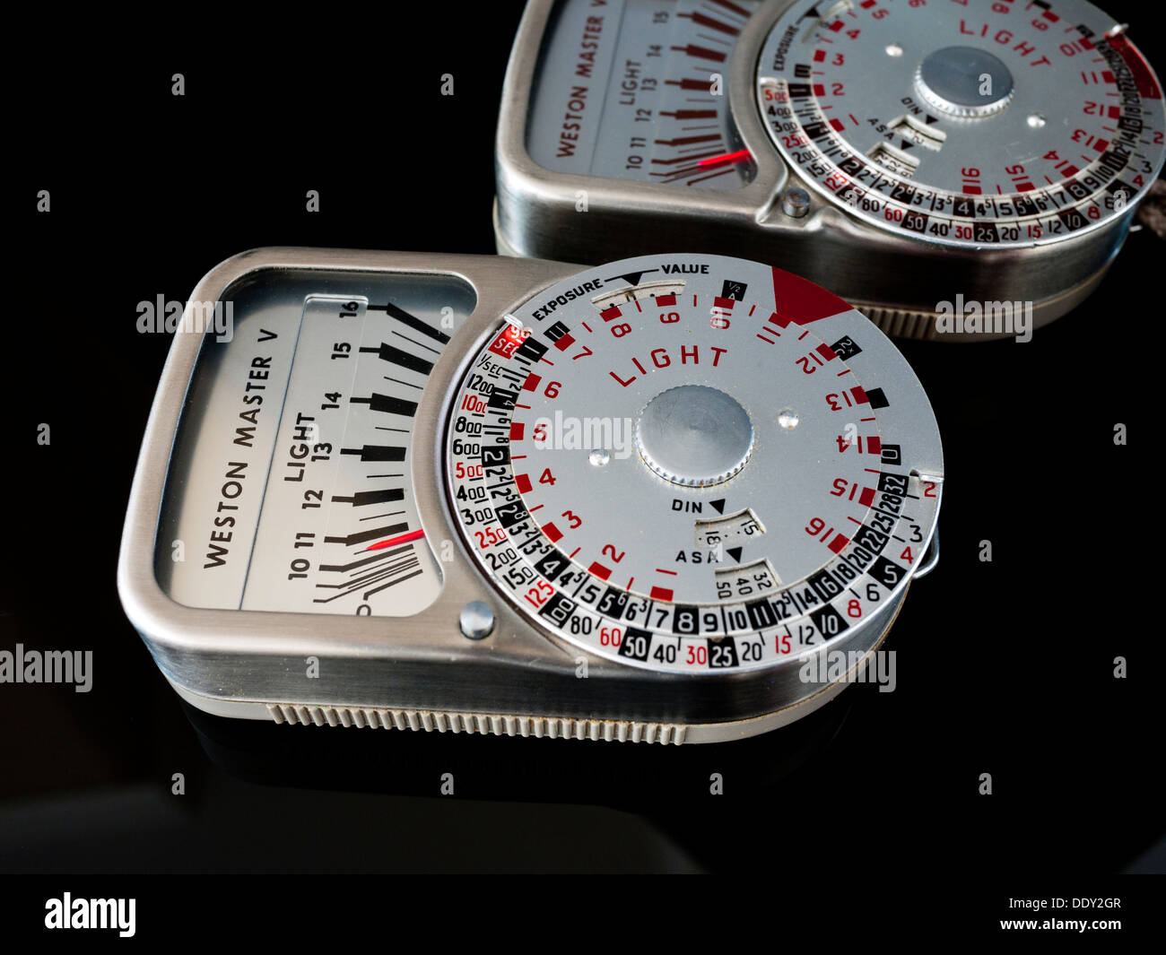 Vintage weston light meters hires stock photography and images Alamy
