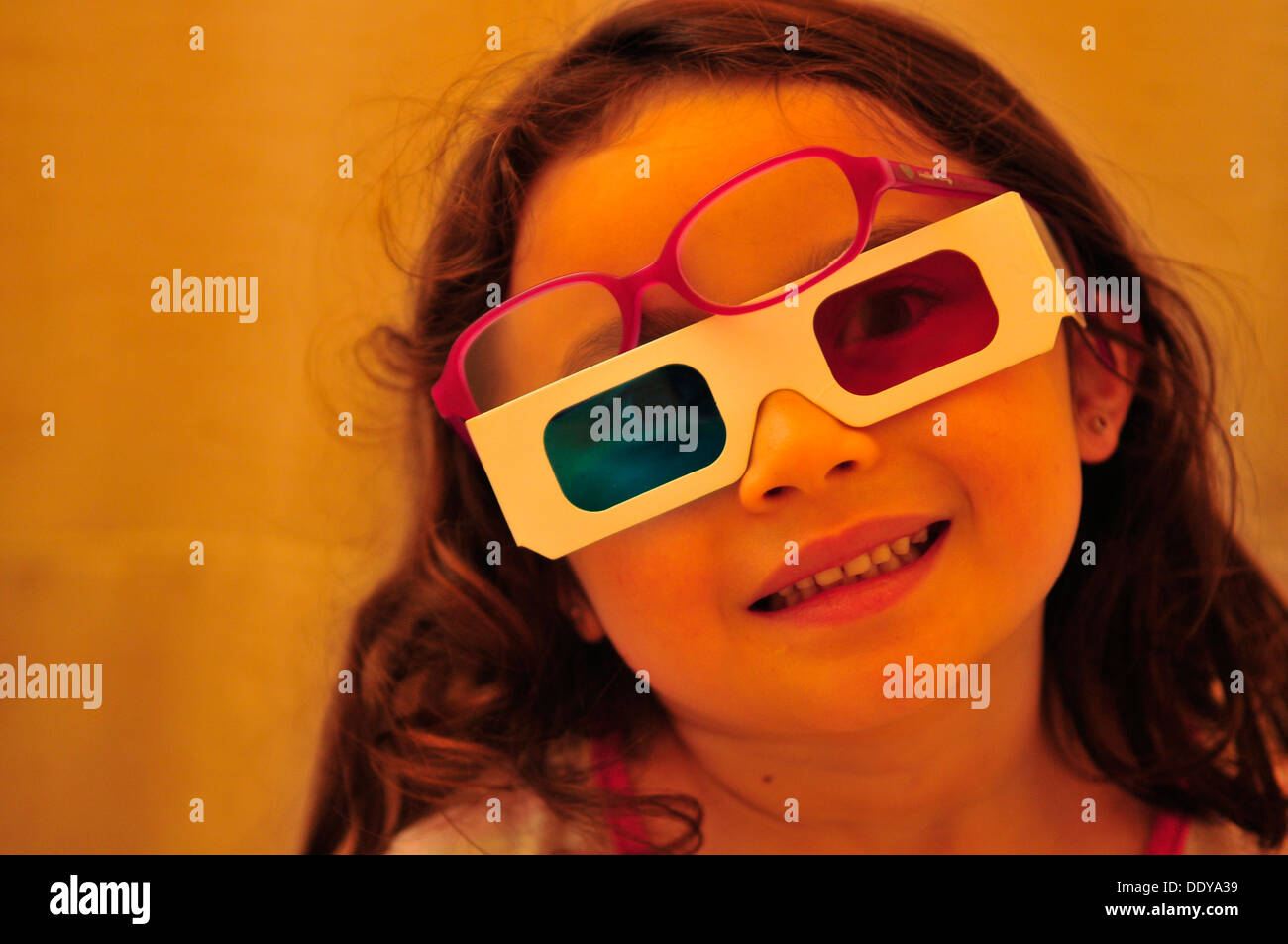 Girl wearing 3D glasses (2 Stock Photo Alamy
