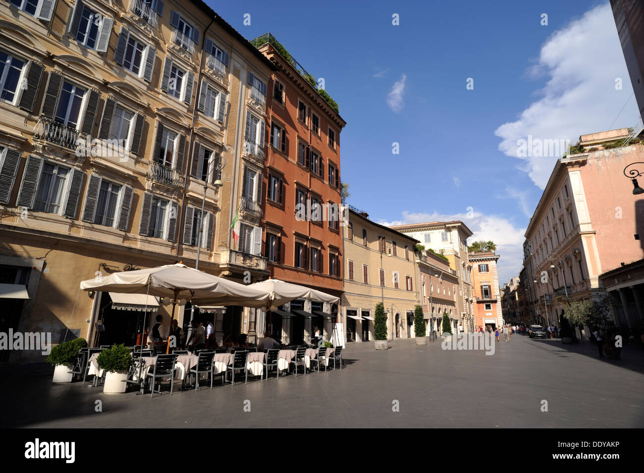 Piazza san lorenzo in lucina hi-res stock photography and images - Alamy