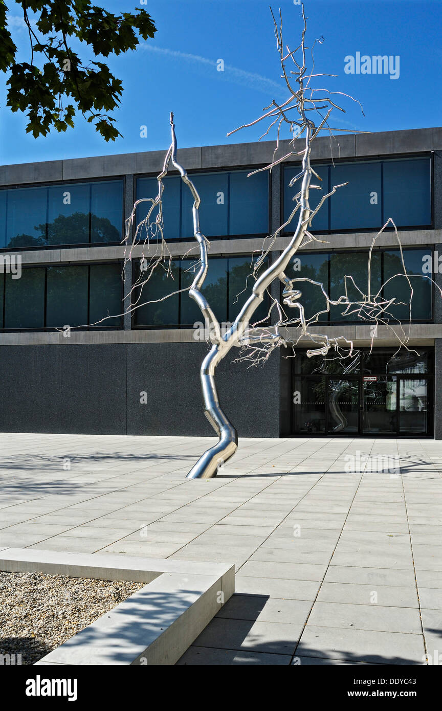 'Discrepancy' metal tree sculpture by the American artist Roxy Pain outside the entrance of the new Munich Re building, Munich Stock Photo