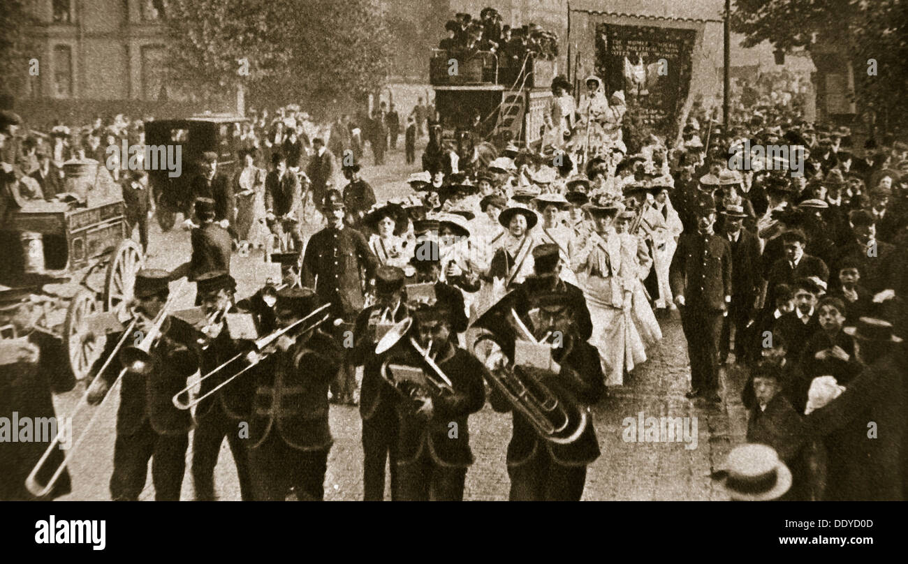 Suffragette 'martyrs' released from prison, 1908.  Artist: Central News Stock Photo