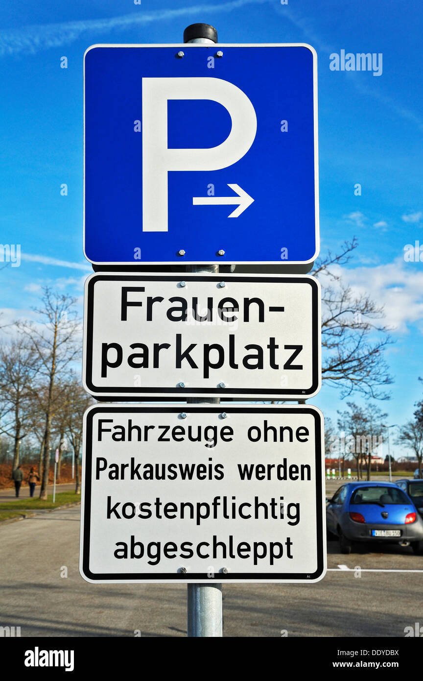 Sign, Frauenparkplatz, German for parking spaces reserved for women, Neuperlach-Sued, Munich, Bavaria, PublicGround Stock Photo