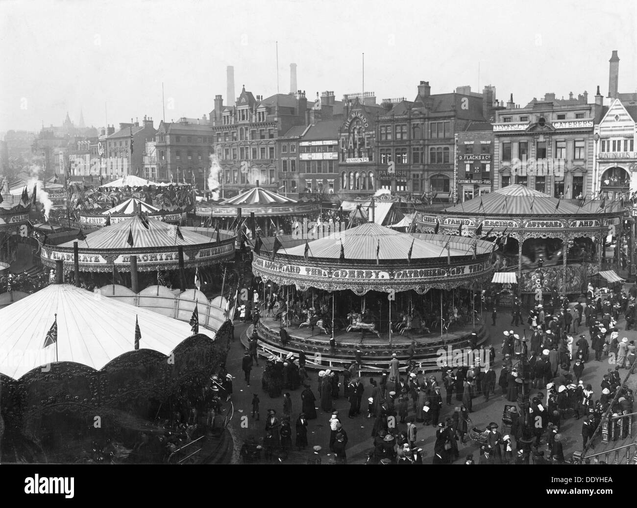 Goose Fair, Market Place, Nottingham, Nottinghamshire, 1914(?). Artist: Henson & Co Stock Photo