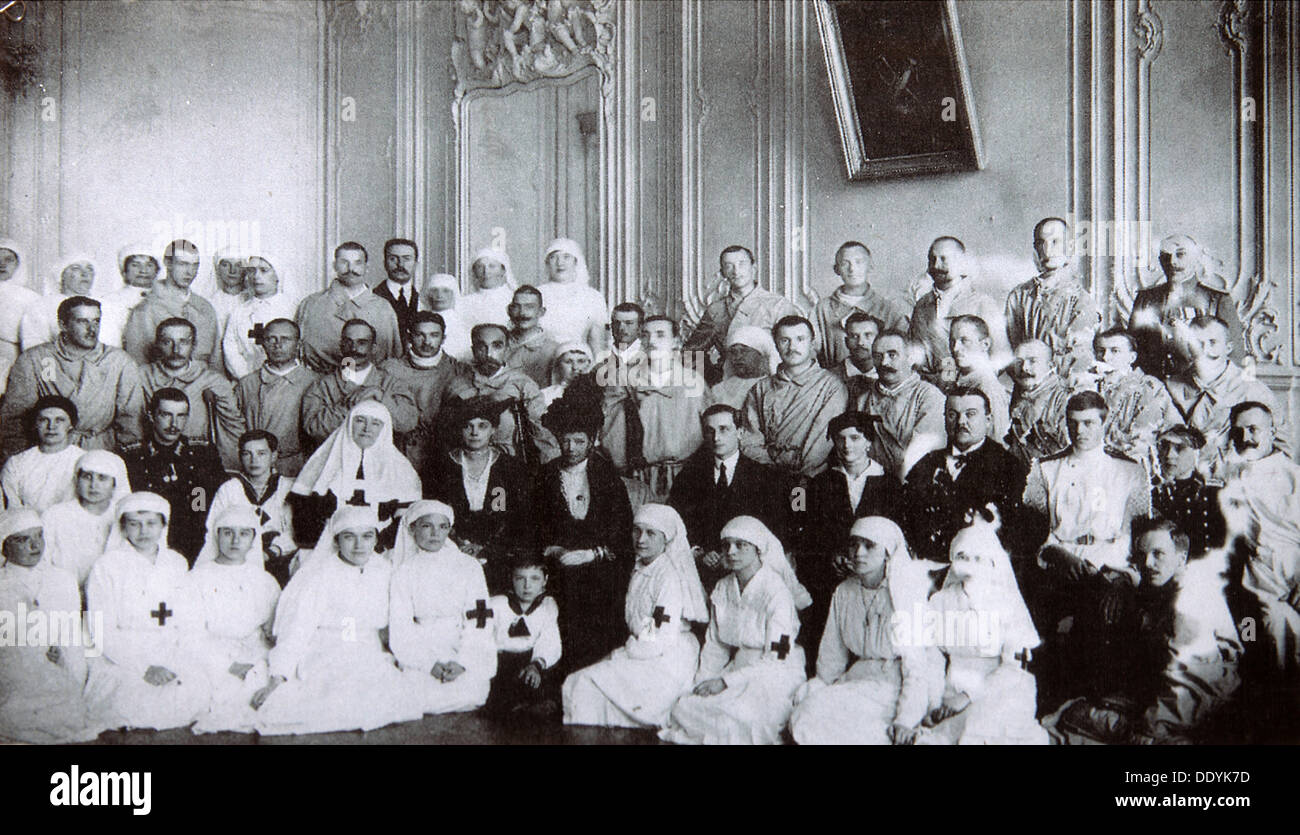 Tsarina Maria Fyodorovna of Russia visiting a hospital in Kiev, 1915. Artist: Unknown Stock Photo