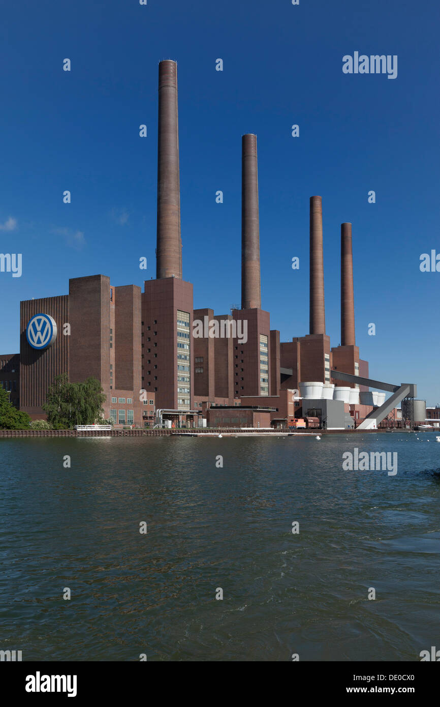 Power plant of the Volkswagen Group on the Mittellandkanal canal, Wolfsburg, Lower Saxony Stock Photo