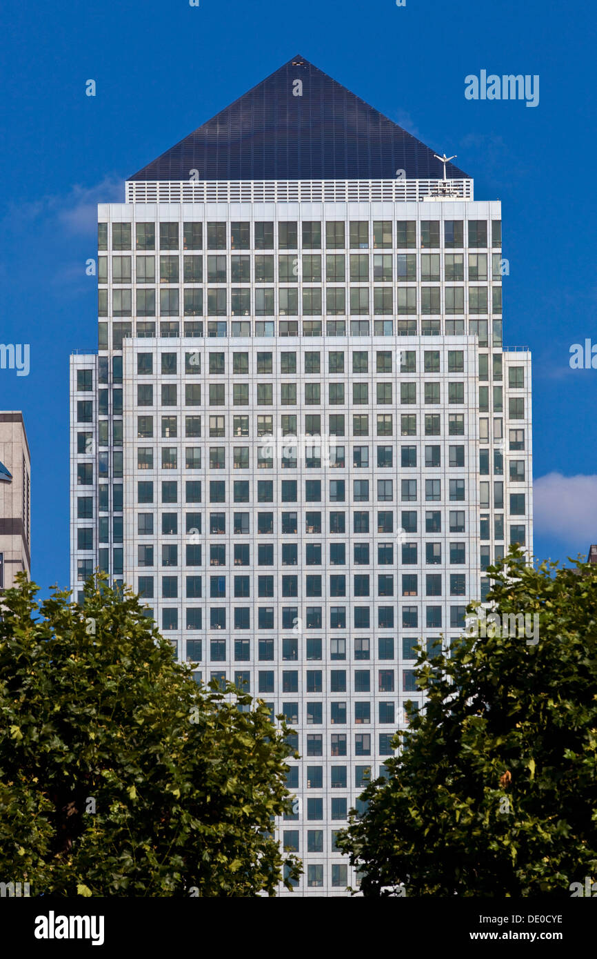 One Canada Square, Canary Wharf, London, England Stock Photo