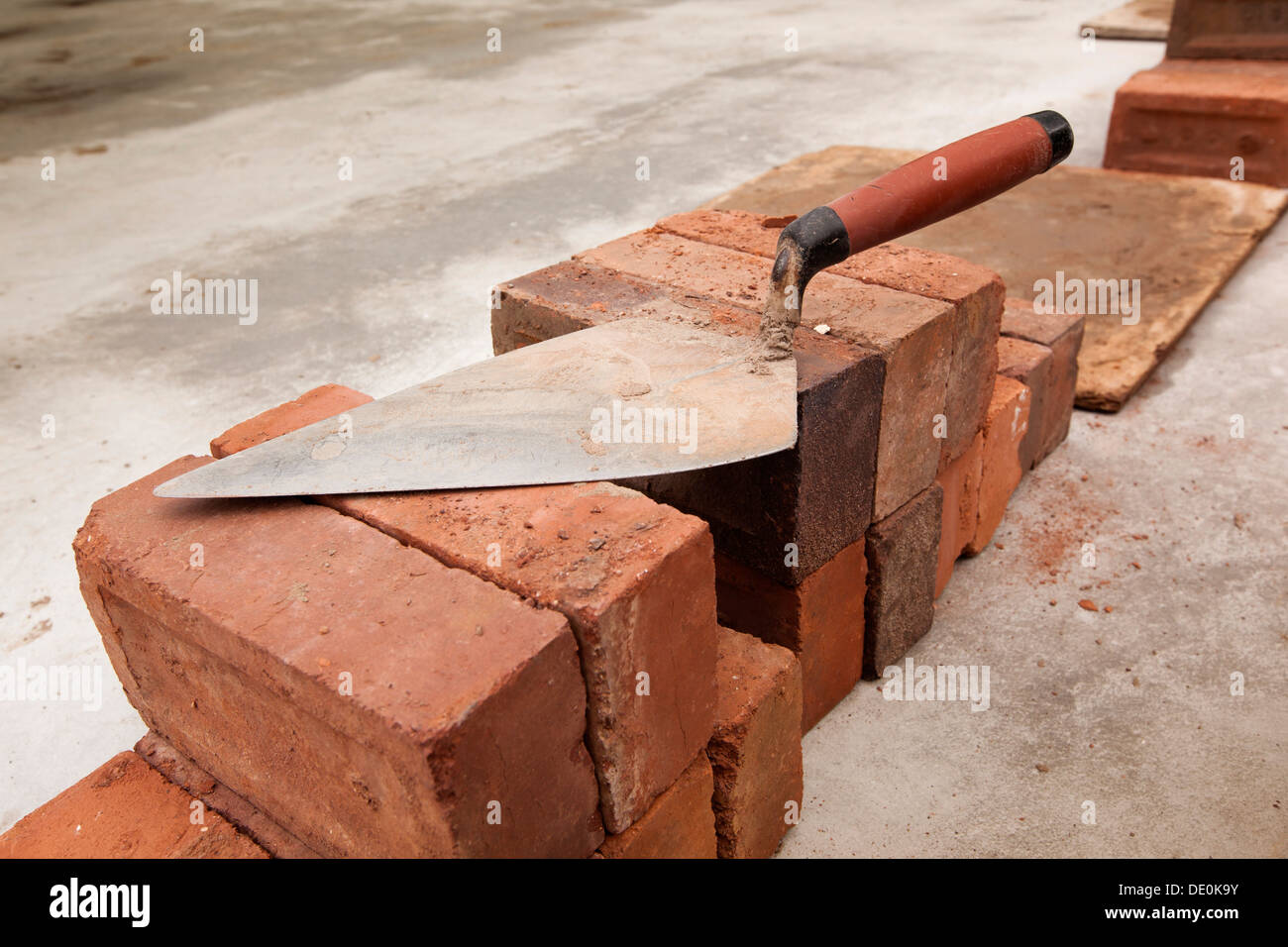 Bricklayers trowel hires stock photography and images Alamy