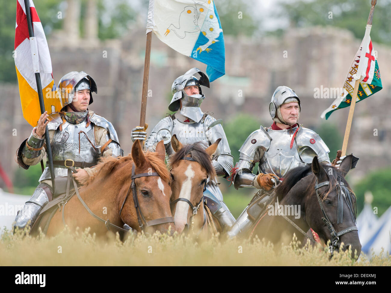 Medieval jousting reenactment hi-res stock photography and images - Alamy