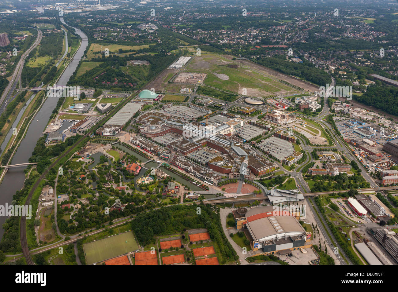 Aerial view, 'Centro' shopping centre, Neue Mitte quarter, Oberhausen, Ruhr Area, North Rhine-Westphalia Stock Photo