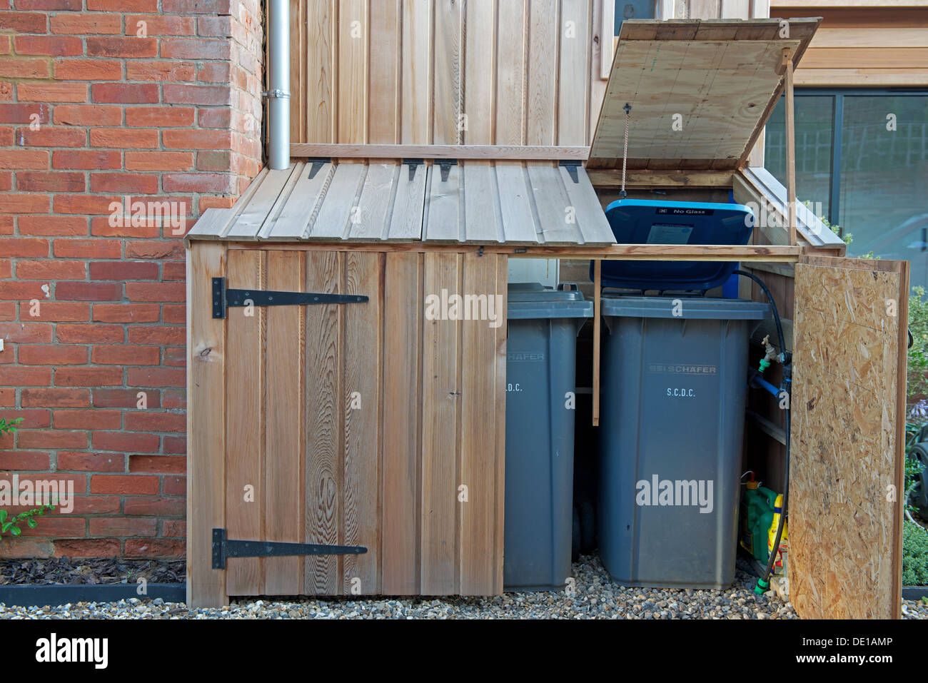 Recycling Bins Station High Resolution Stock Photography and Images Alamy