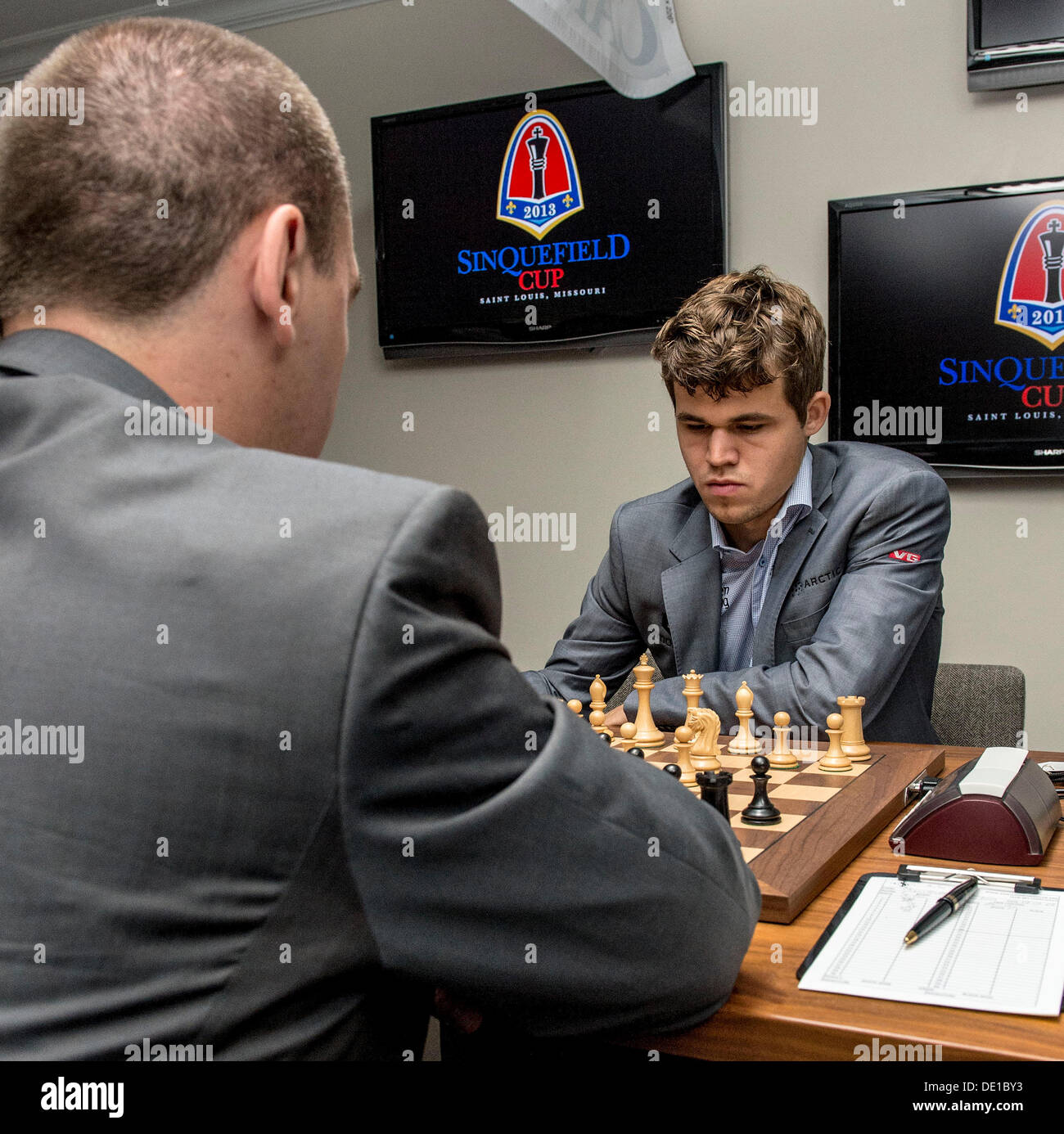 Magnus carlsen 2013 hi-res stock photography and images - Alamy