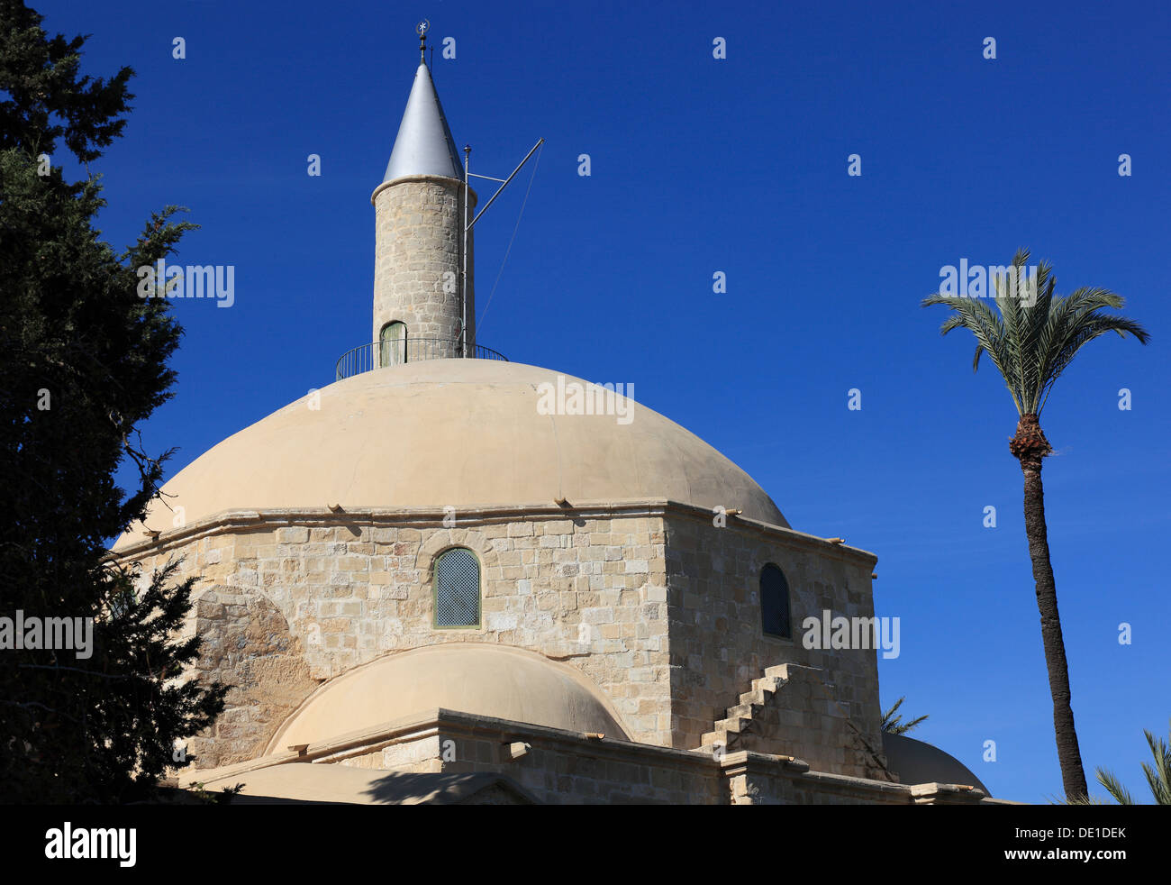 Cyprus, Chala Sultan Tekke Mosque, Hala Sultan Tekke Mosque built in 1816 is a salt lake of the same name. It is located about 5 Stock Photo