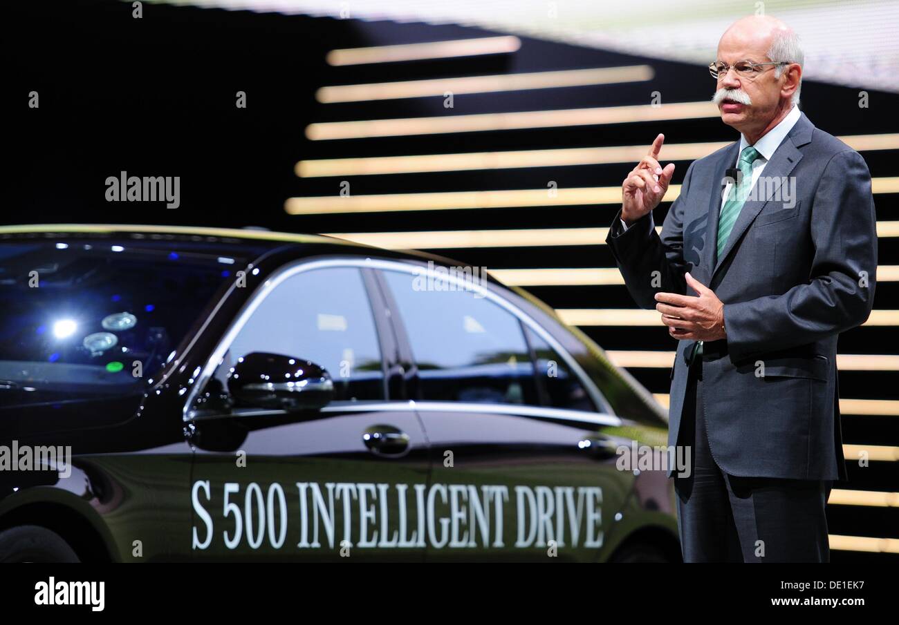 Frankfurt, Germany. 10th Sep, 2013. Chairman of Daimler AG, Dieter Zetsche (L), presents the new S lass S500 Intelligent Drive at the exhibition booth of Mercedes-Benz during the press day of the Frankfurt Motor Show (IAA) in Frankfurt, Germany, 10 September 2013. One of the most important car exhibitions in the world, Frankfurt Motor Show will be opened officially 12 September by German Chancellor Angela Merkel, running until 22 September 2013. Photo: DANIEL REINHARDT/dpa/Alamy Live News Stock Photo