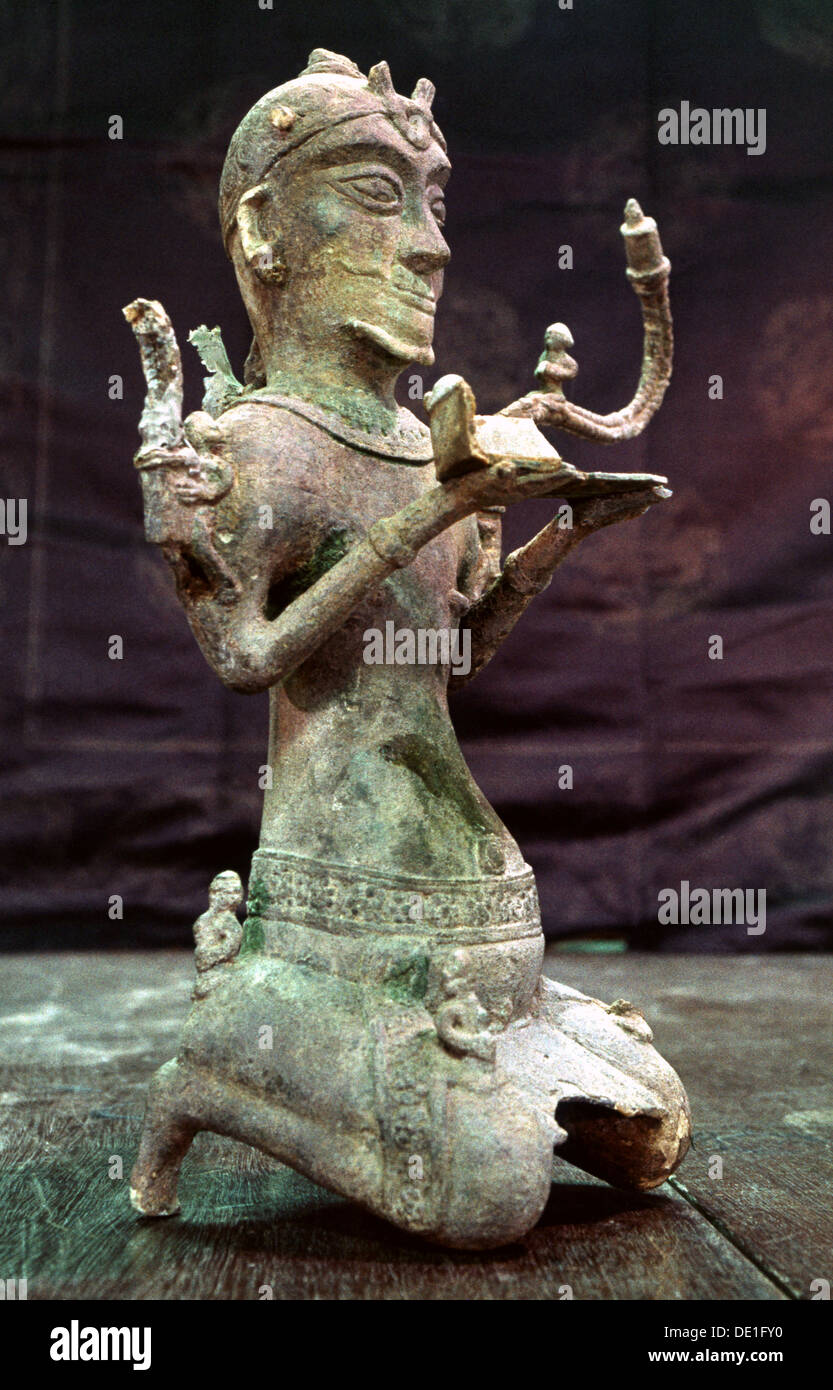 Lamp Bearer High Resolution Stock Photography and Images Alamy