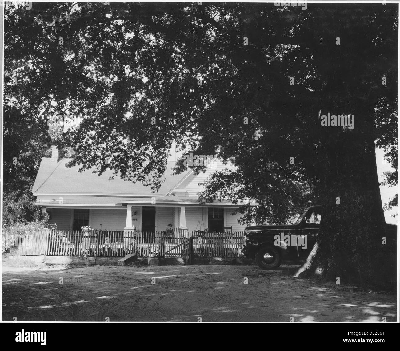 Harmony Community, Putnam County, These are homes of white