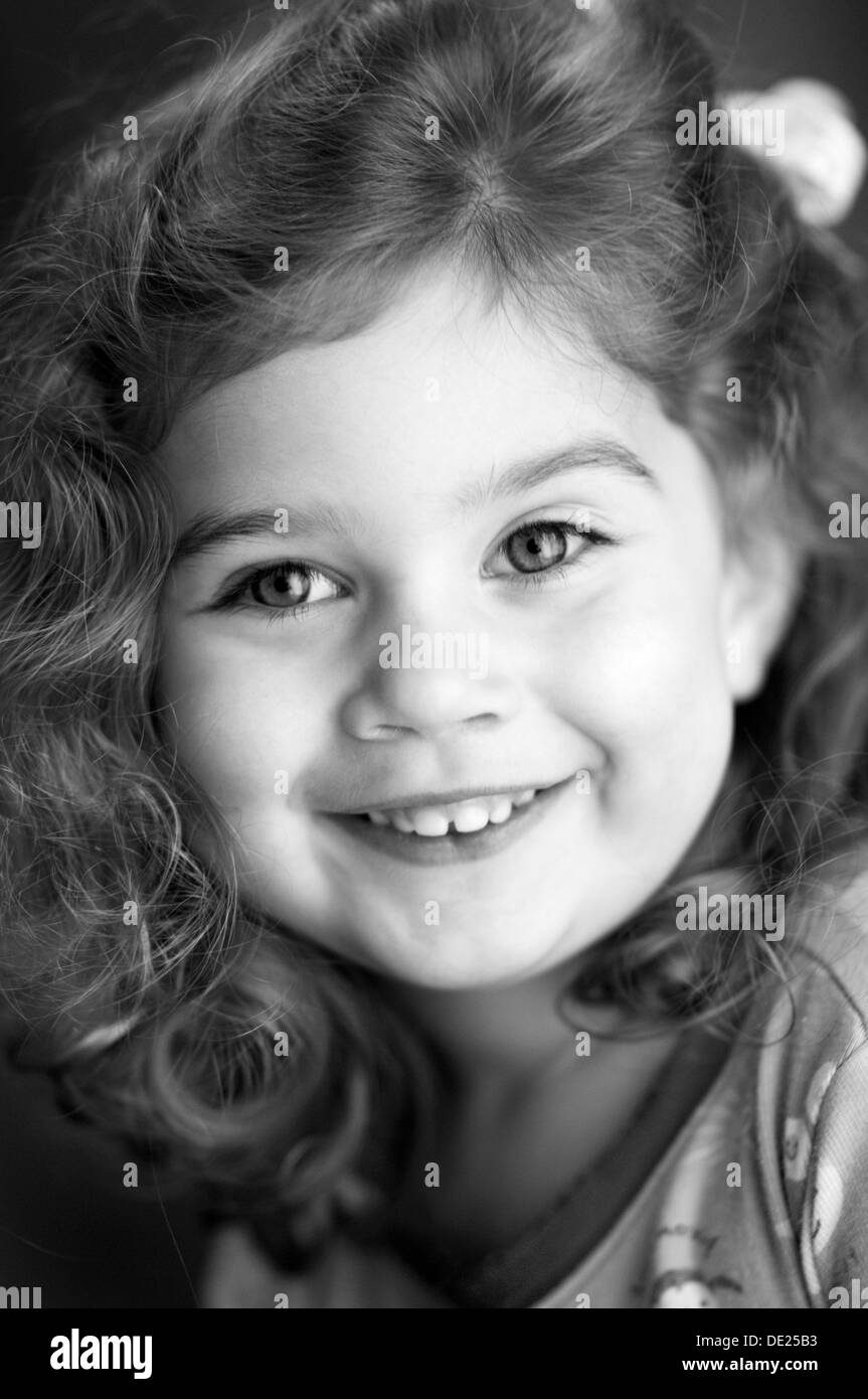 Little girl smiling Stock Photo Alamy