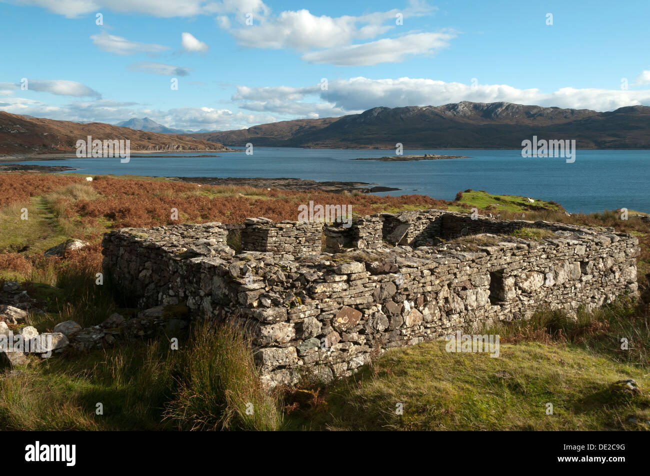 Ruined croft house in the clearance village of Boreraig, by Loch Eishort, Isle of Skye, Scotland, UK Stock Photo
