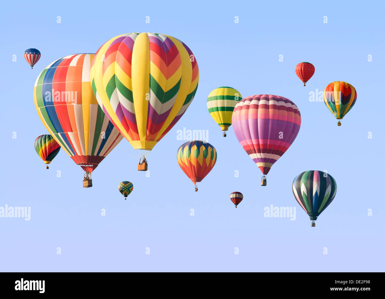 ballon volant au-dessus du ciel Photo Stock - Alamy