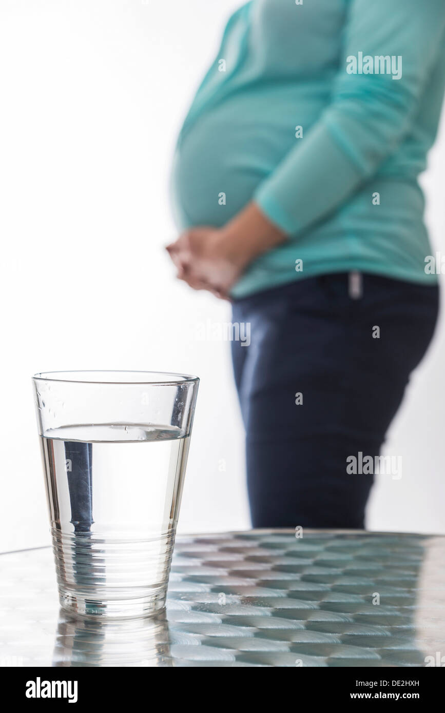 8 months pregnant hi-res stock photography and images - Alamy
