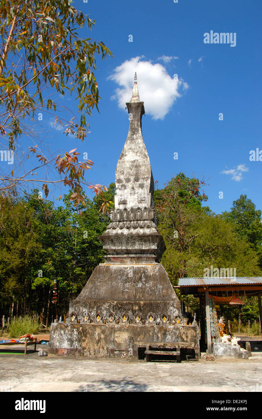 Theravada Buddhism, Meuang Phone stupa at Thakhek, Khammuan Province, Khammouane, Laos, Southeast Asia, Asia Stock Photo
