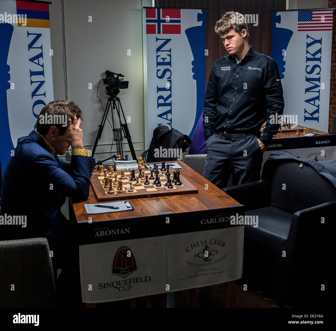 Magnus carlsen 2013 hi-res stock photography and images - Alamy