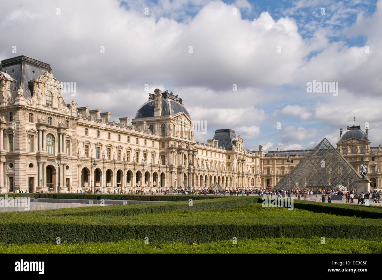 Palais du Louvre, Paris, France Stock Photo