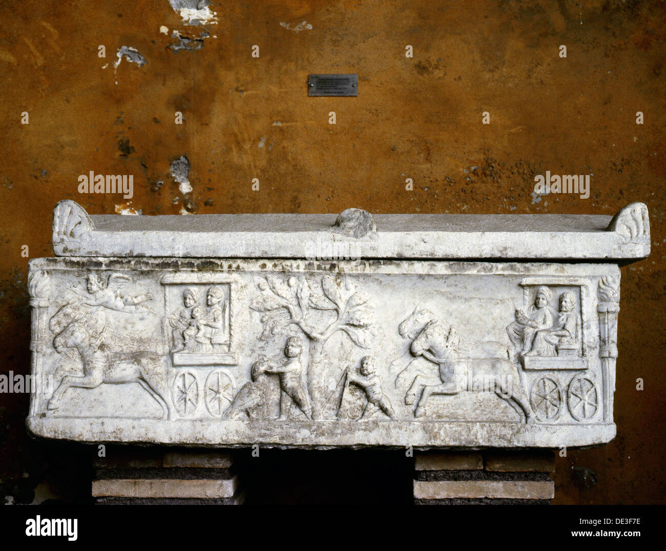 ASTONISHING NEOLITHIC BURIAL CONTAINING A HUMAN CATTLE AND CHARIOT DISCOVERED IN GERMANY visual data 6