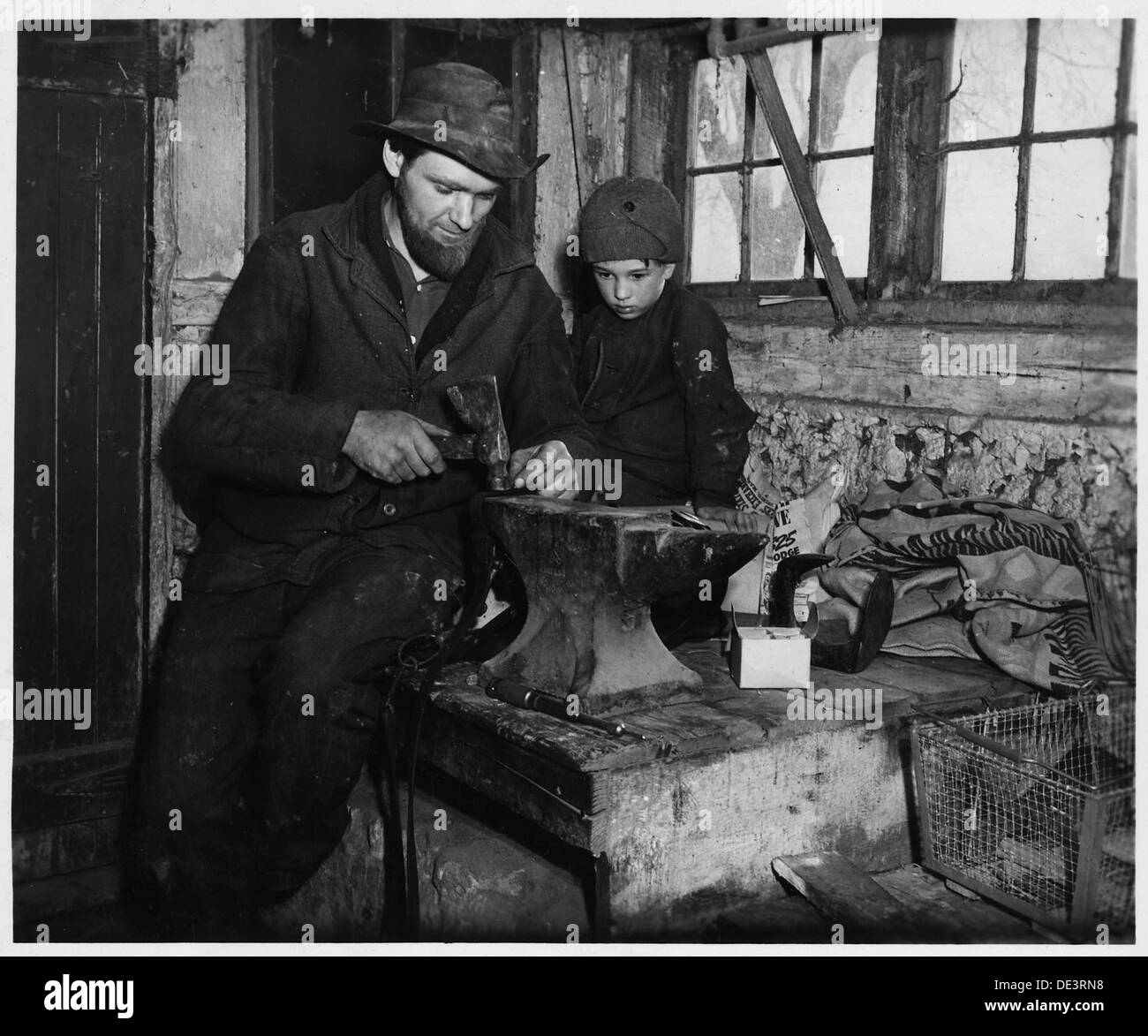 Old harness hi-res stock photography and images - Alamy