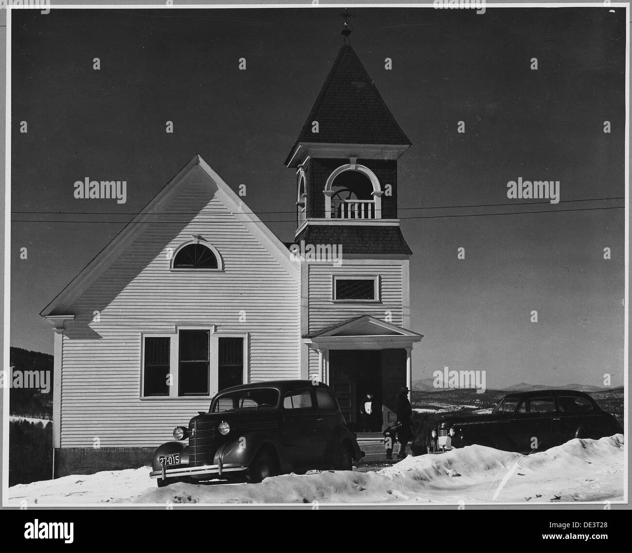 Landaff, Grafton County, New Hampshire. Like its town building, Landaff's church is fairly new, the . . . 521502 Stock Photo