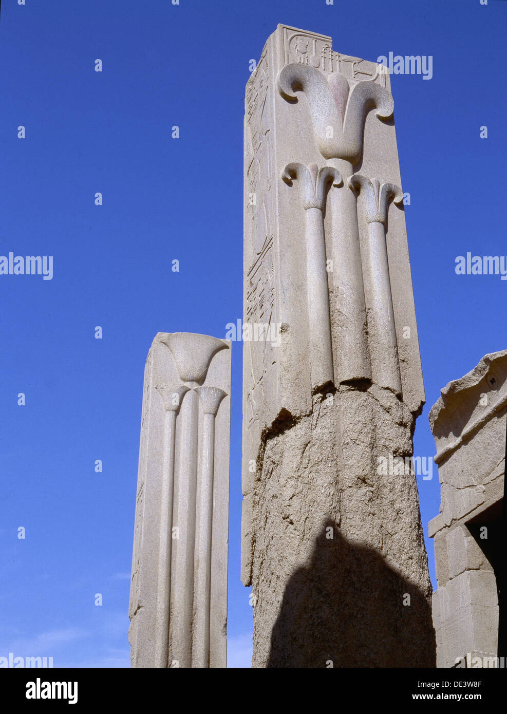 Erected pillars hires stock photography and images Alamy