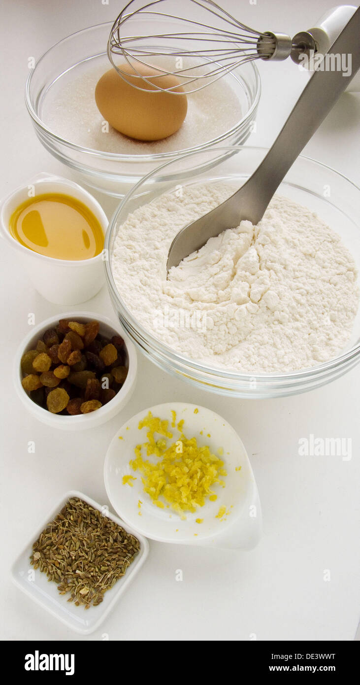 Ingredients sugar, egg, orange juice, flour, grated lemon rinds, green