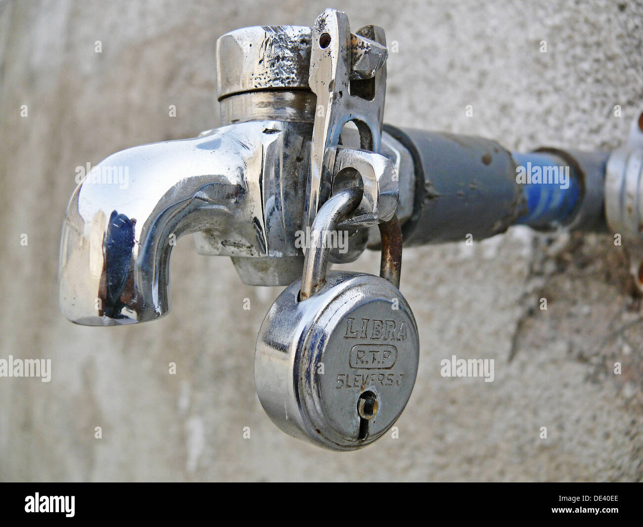 Stop Tap High Resolution Stock Photography and Images Alamy