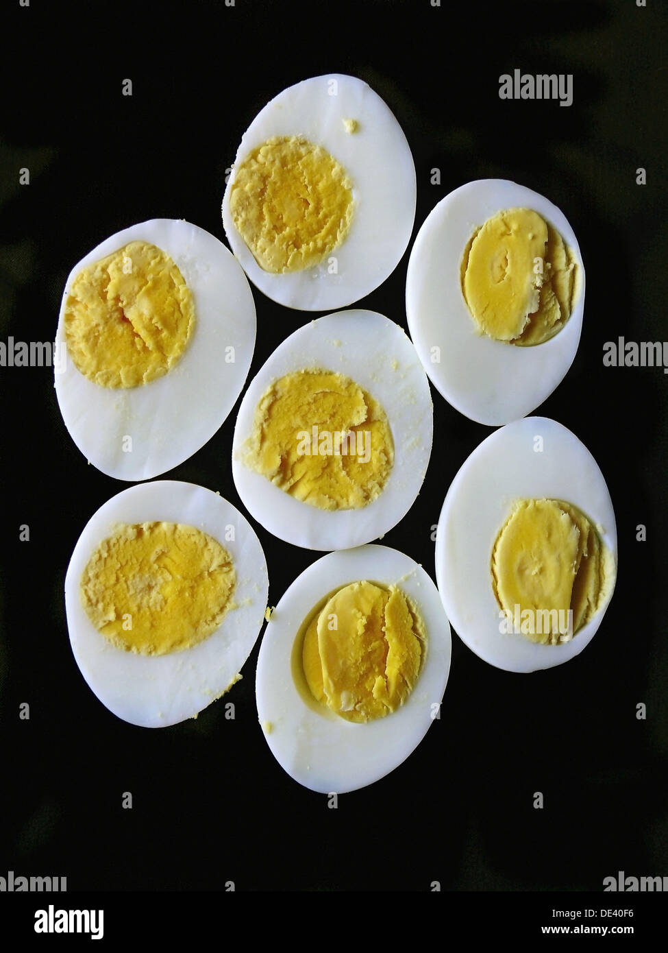 Sliced Boiled Hen´s White Eggs Pune, Maharashtra, India Stock Photo Alamy