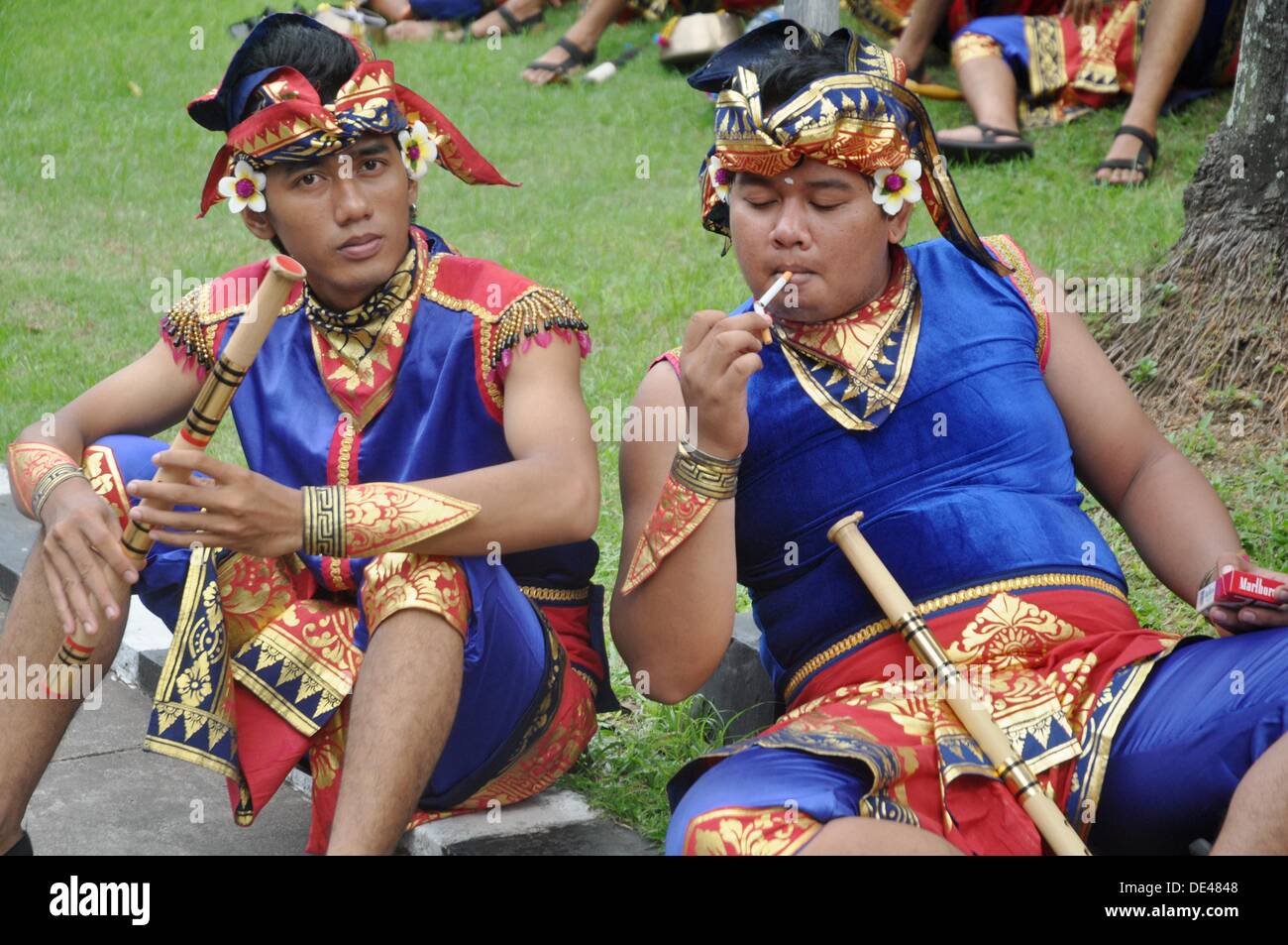Denpasar (Bali, Indonesia): Balinese adolescents at the Bali Arts Festival’s opening Stock Photo