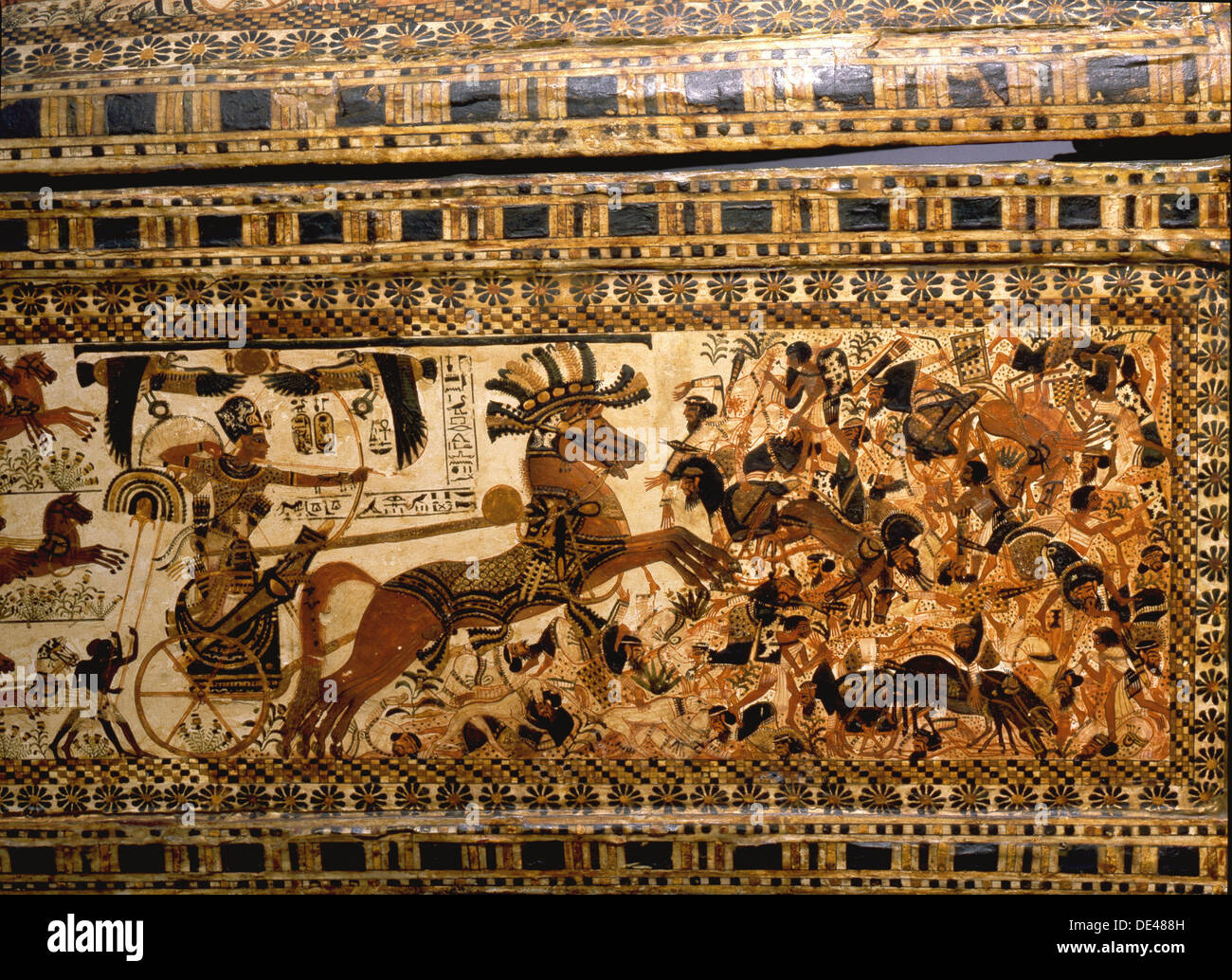 Tomb casket of tutankhamun hires stock photography and images Alamy