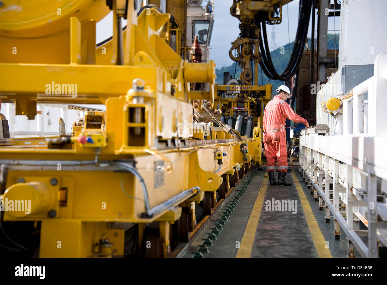The drill ship chikyu hires stock photography and images Alamy