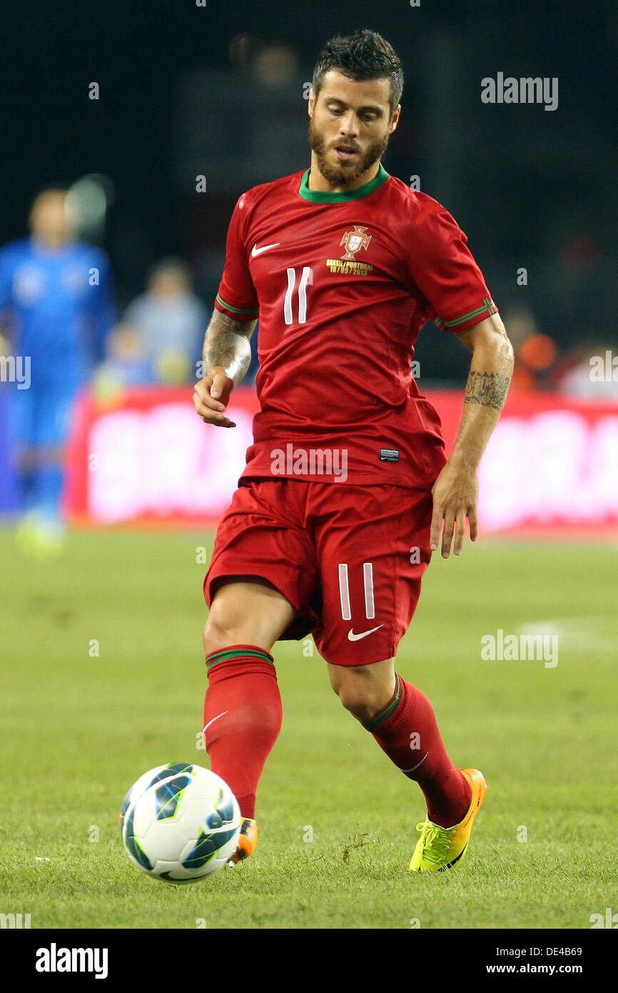 Foxborough, Massachusetts, USA. 11th Sep, 2013. September 10, 2013: Portugal forward Vieirinha (11) with the ball during the international friendly soccer match between Brazil and Portugal at Gillette Stadium in Foxborough, Massachusetts. Brazil defeated Portugal 3-1. Anthony Nesmith/CSM/Alamy Live News Stock Photo