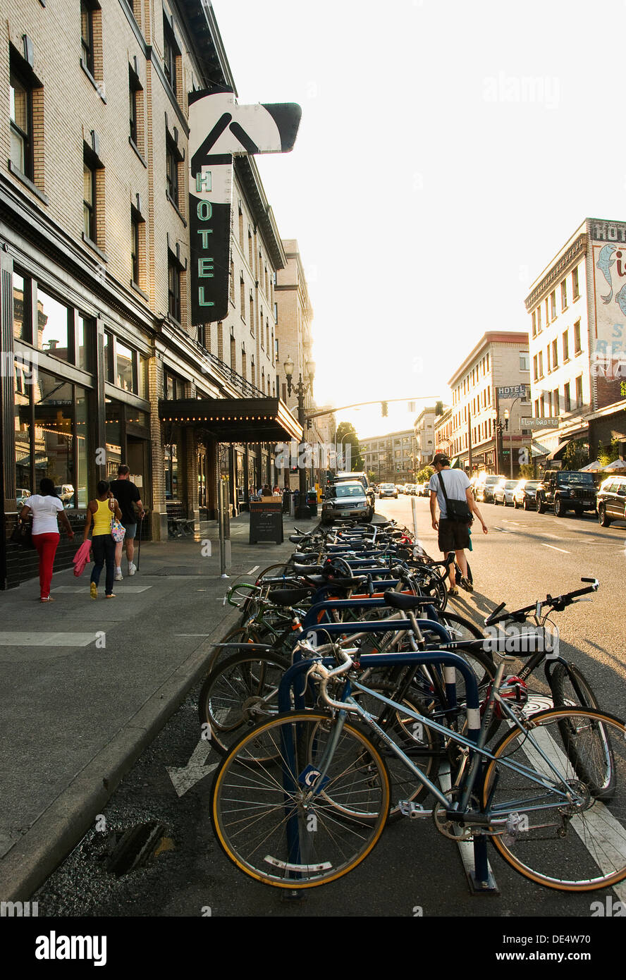 Portland oregon bike rack hires stock photography and images Alamy