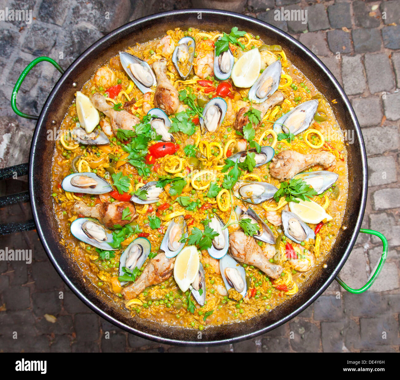 Paella hires stock photography and images Alamy