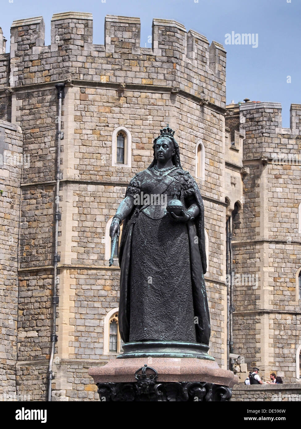 Windsor Castle England  statue of Queen Victoria Stock Photo