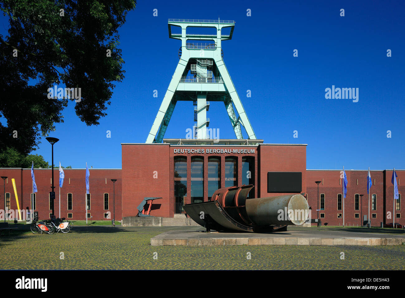 Route der Industriekultur, Deutsches Bergbau-Museum, Foerderturm der ehemaligen Zeche Germania in Dortmund-Marten, Bochum, Ruhrgebiet, Nordrhein-Westf Stock Photo