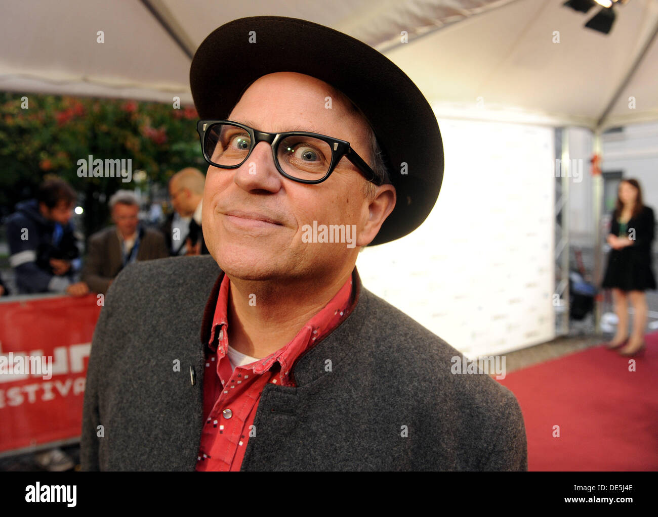 Oldenburg, Germany. 11th Sep, 2013. US actor and director, Bobcat Goldthwait, is a member of the jury of the Film Festival Oldenburg and arrives at its opening in Oldenburg, Germany, 11 September 2013. Cassel shall receive the Great Seal of the city of Oldenburg. Photo: Ingo Wagner/dpa/Alamy Live News Stock Photo