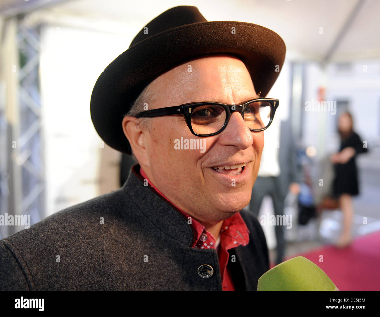 Oldenburg, Germany. 11th Sep, 2013. US actor and director, Bobcat Goldthwait, is a member of the jury of the Film Festival Oldenburg and arrives at its opening in Oldenburg, Germany, 11 September 2013. Photo: Ingo Wagner/dpa/Alamy Live News Stock Photo