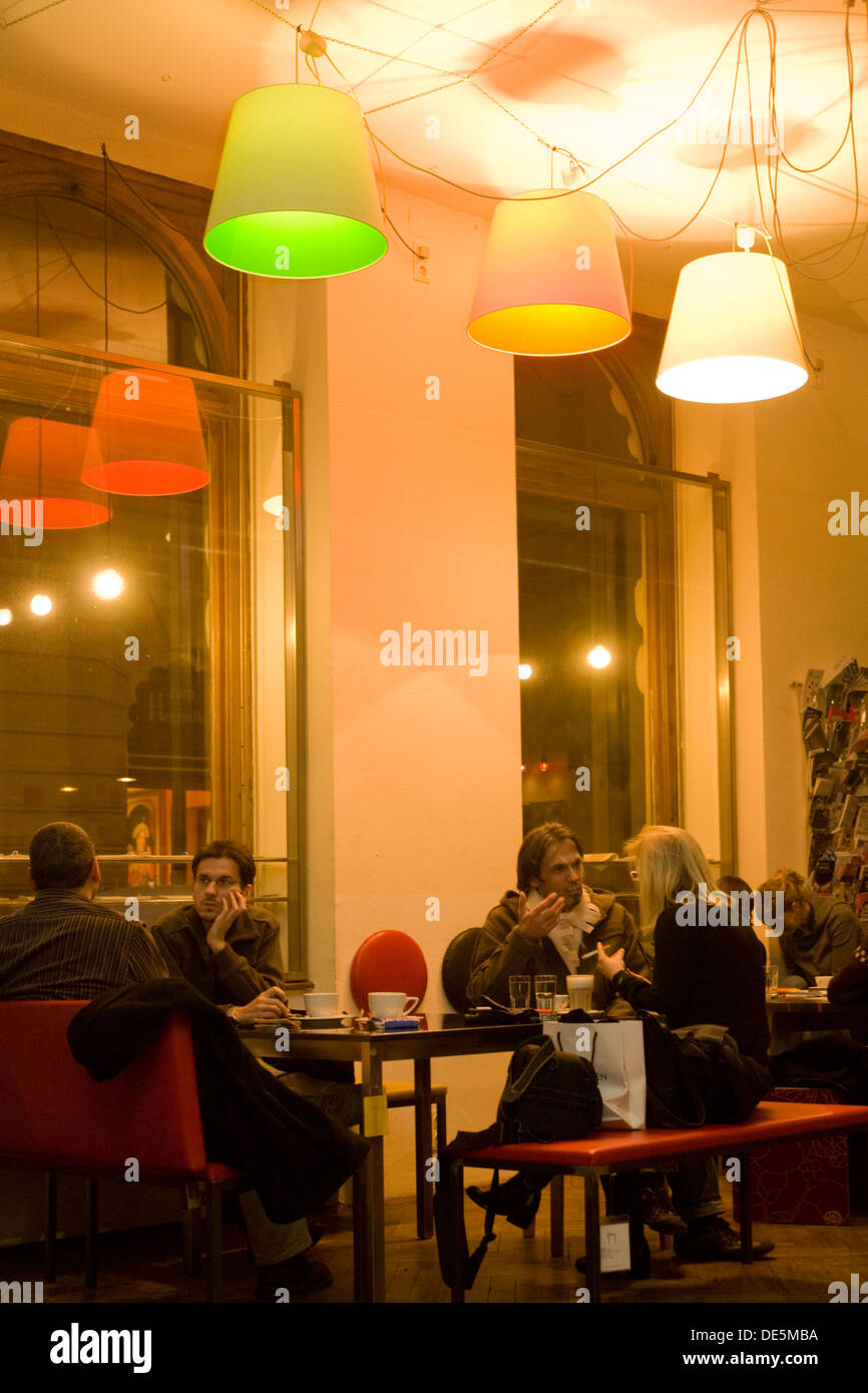 Österreich, Wien 7, Cafe 'Das Möbel', Burggasse 10 Stock Photo