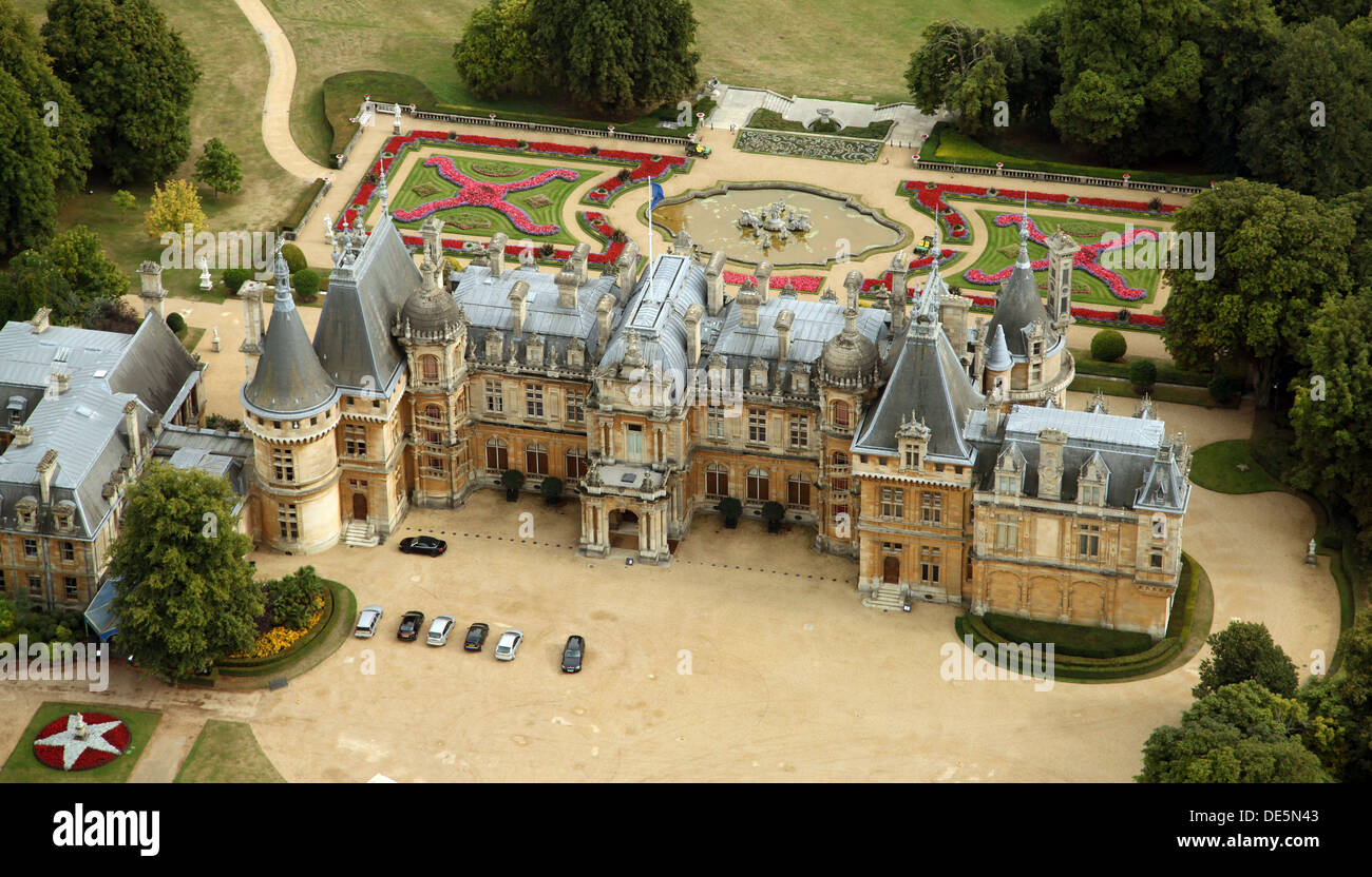 aerial view of Waddesdon Manor near Aylesbury, a Rothschilds Mansion Stock Photo